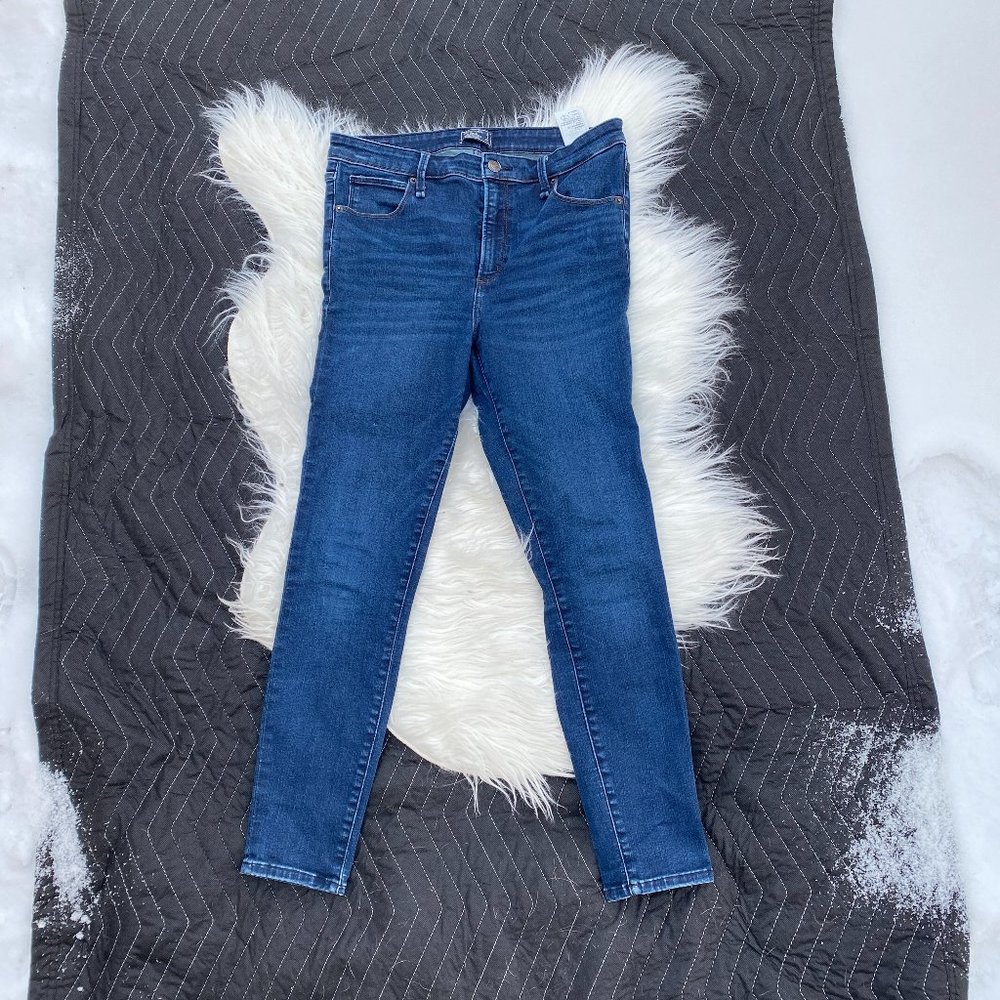 Abercrombie & Fitch Simone High Rise Super Skinny Jean